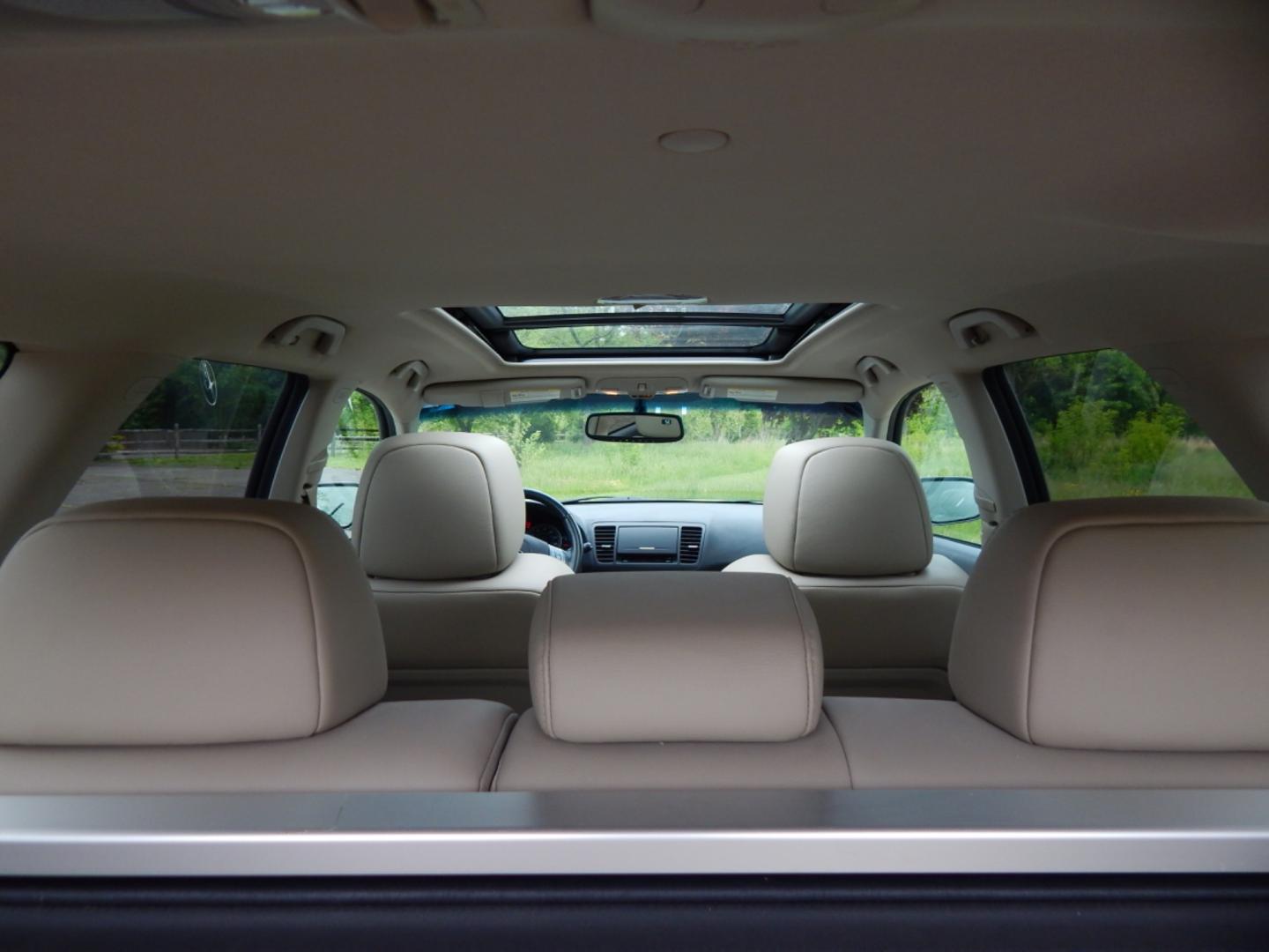 2009 White /Beige leather Subaru Outback 2.5i Limited (4S4BP66C897) with an 2.5L H4 SOHC 16V engine, 4-Speed Automatic Overdrive transmission, located at 6528 Lower York Road, New Hope, PA, 18938, (215) 862-9555, 40.358707, -74.977882 - Here we have a beautiful, ONE OWNER, Subaru Outback Limited with a 2.5L 4 cylinder engine putting power to all four wheels via an automatic transmission. Options include: beige leather, wood trim, heated front seats, power front seats, AM/FM/CD/AUX radio, sunroof, dual climate controls, power window - Photo#15